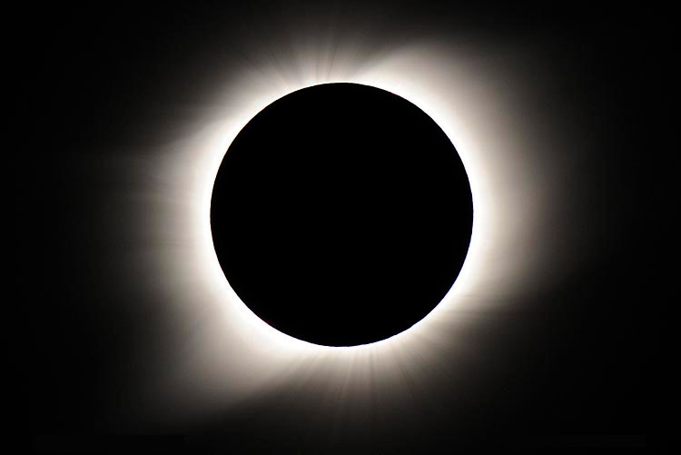 total-solar-eclipse-schools-close